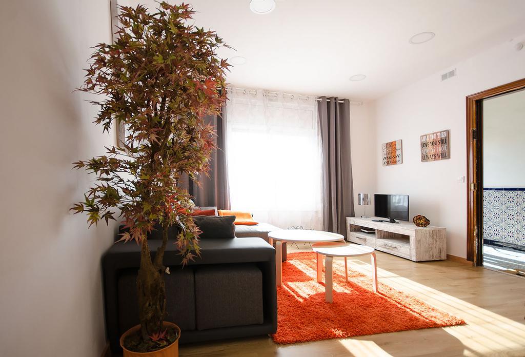 Oscar Apartments Estacion Sitges Exteriör bild