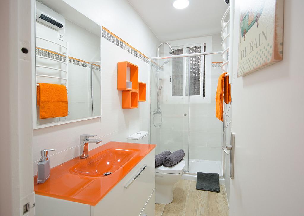 Oscar Apartments Estacion Sitges Exteriör bild