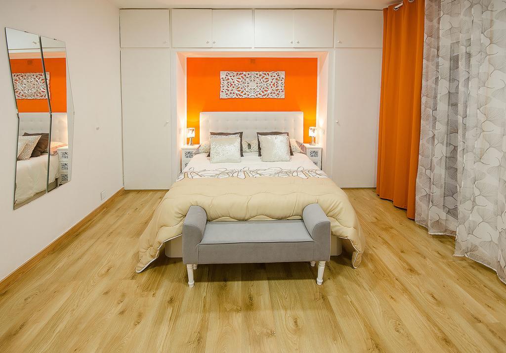 Oscar Apartments Estacion Sitges Exteriör bild